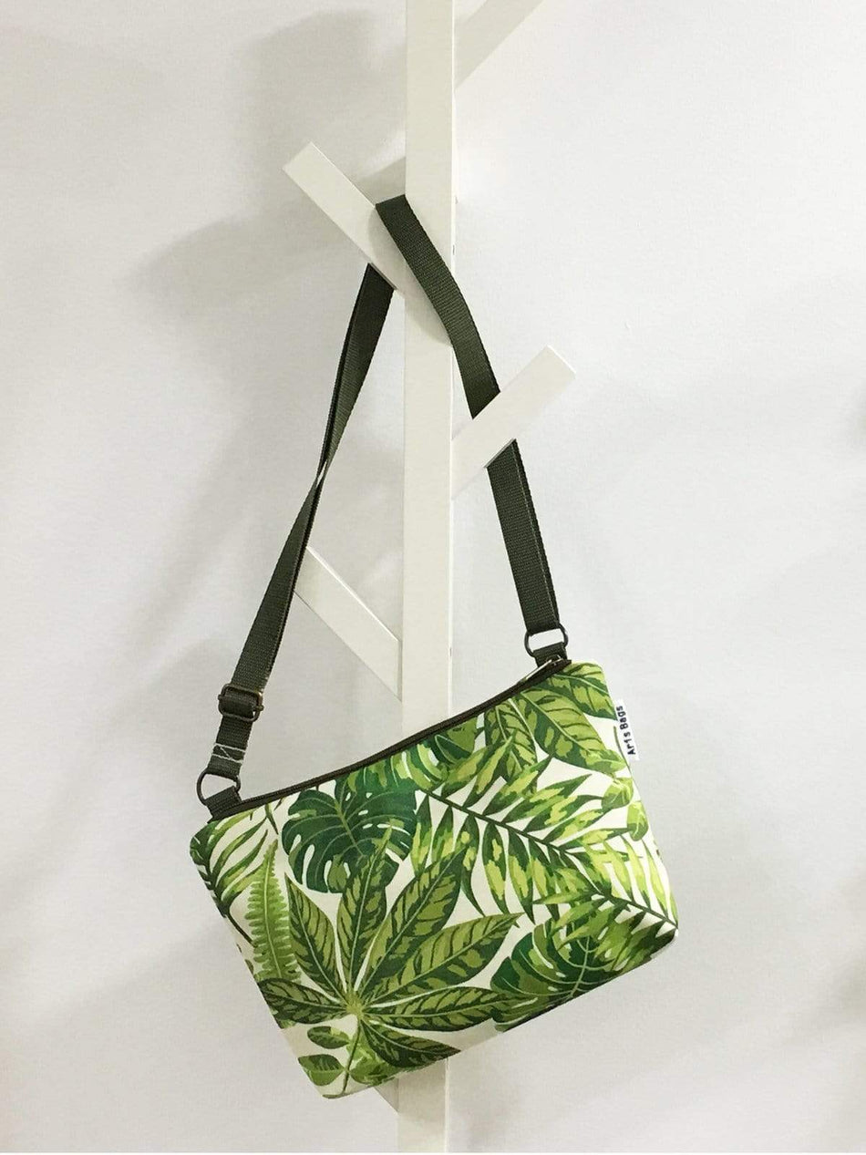 Womens waterproof 2025 cross body bag